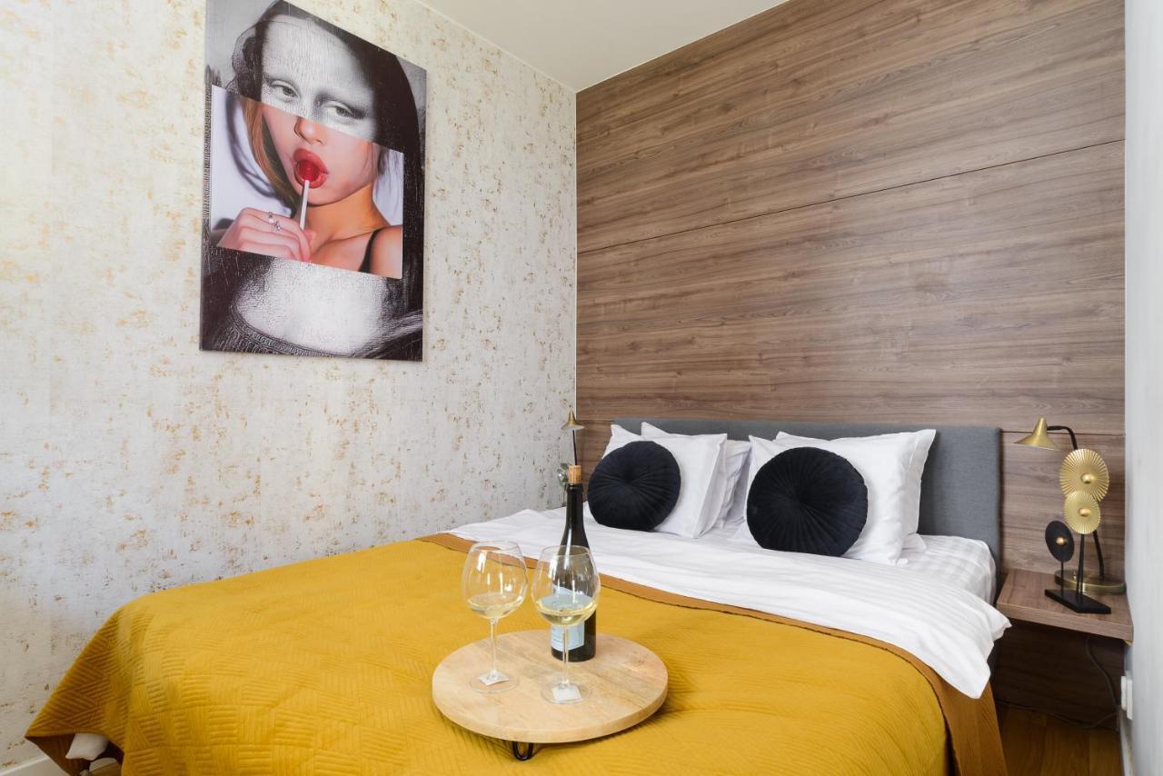 Modern Apartments With Access To The Pool Near Rondo Daszynskiego Station Varsavia Esterno foto