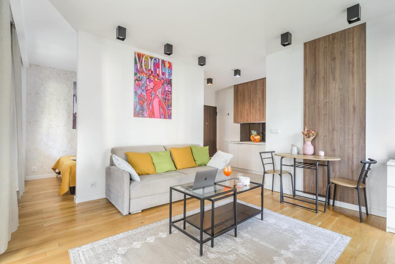 Modern Apartments With Access To The Pool Near Rondo Daszynskiego Station Varsavia Esterno foto