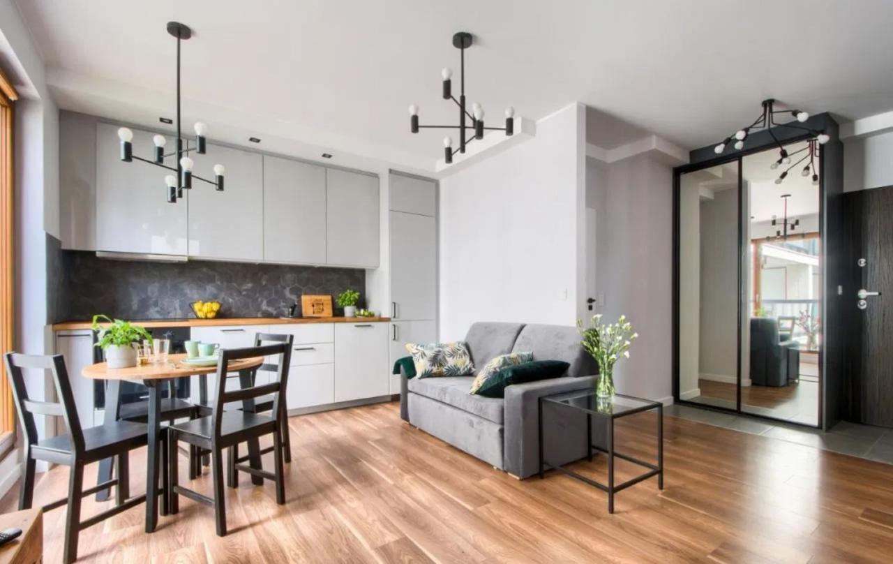 Modern Apartments With Access To The Pool Near Rondo Daszynskiego Station Varsavia Esterno foto