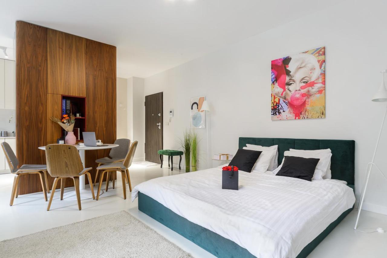 Modern Apartments With Access To The Pool Near Rondo Daszynskiego Station Varsavia Esterno foto