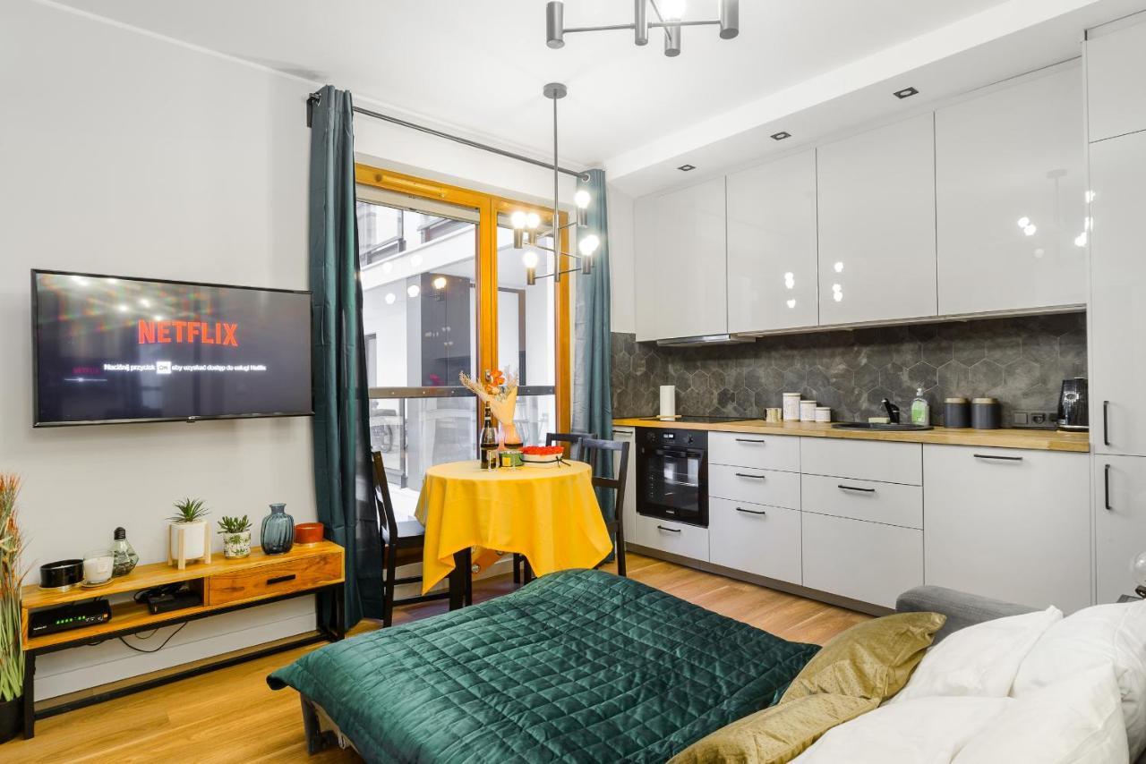 Modern Apartments With Access To The Pool Near Rondo Daszynskiego Station Varsavia Esterno foto