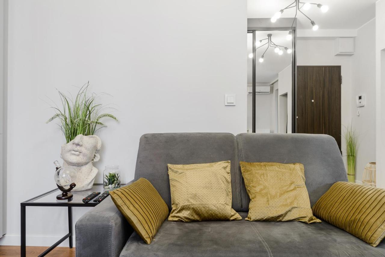 Modern Apartments With Access To The Pool Near Rondo Daszynskiego Station Varsavia Esterno foto