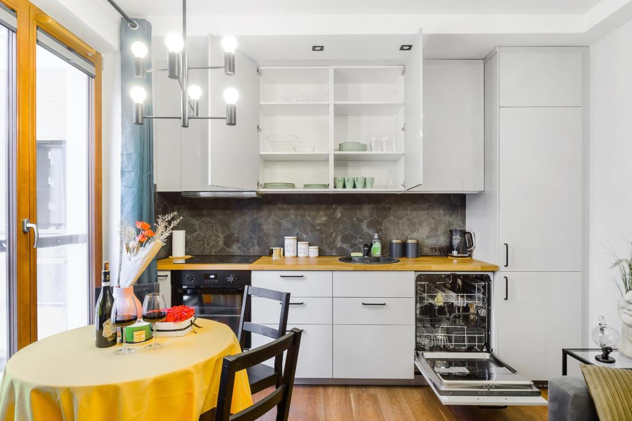 Modern Apartments With Access To The Pool Near Rondo Daszynskiego Station Varsavia Esterno foto