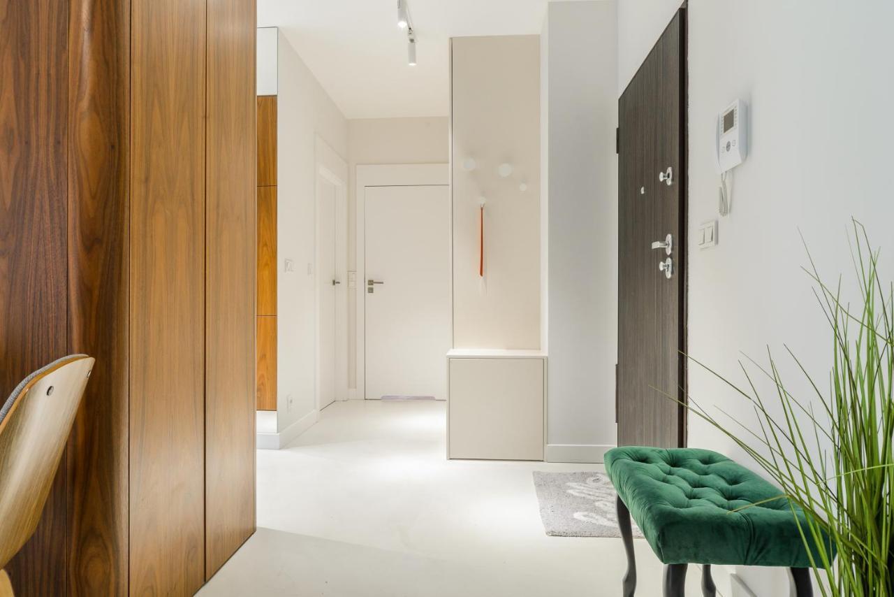 Modern Apartments With Access To The Pool Near Rondo Daszynskiego Station Varsavia Esterno foto