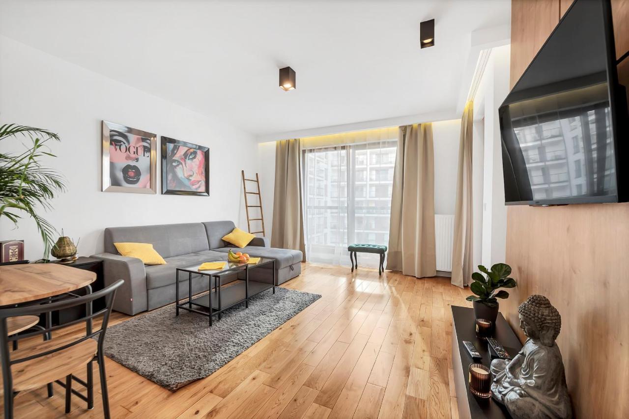 Modern Apartments With Access To The Pool Near Rondo Daszynskiego Station Varsavia Esterno foto